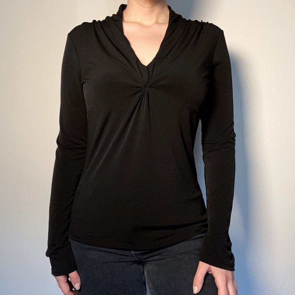 White House Black Market Fitted Long Sleeve Blouse